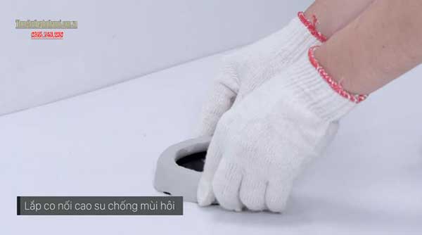 Quy trình lắp đặt bồn cầu Inax chuẩn kỹ thuật2
