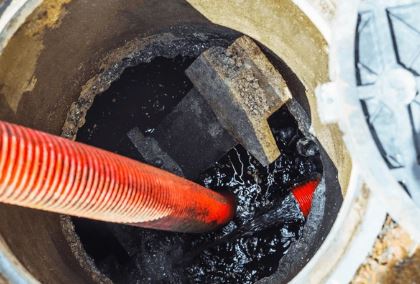 Kinh nghiệm chọn đơn vị hút bể phốt uy tín