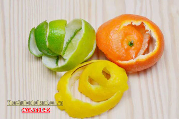 Dùng vỏ cam vỏ quýt để khủ mùi hôi trong phòng ngủ: