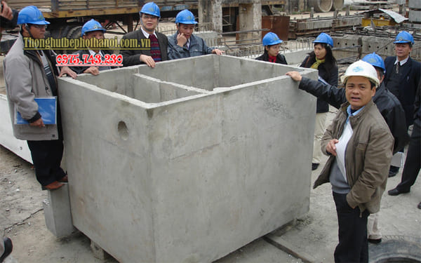 3. Bể phốt bê tông đúc sẵn – Truyền thống nhưng vẫn hiệu quả
